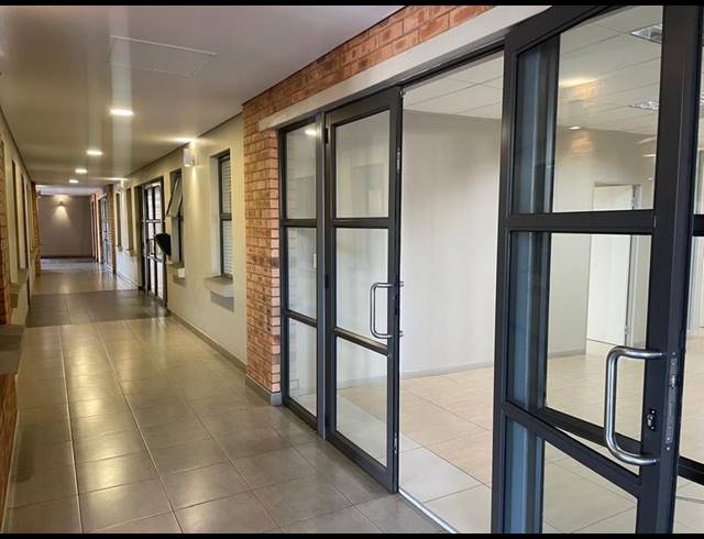 BUSINESS PROPERTY TO RENT IN MIDSTREAM ESTATE